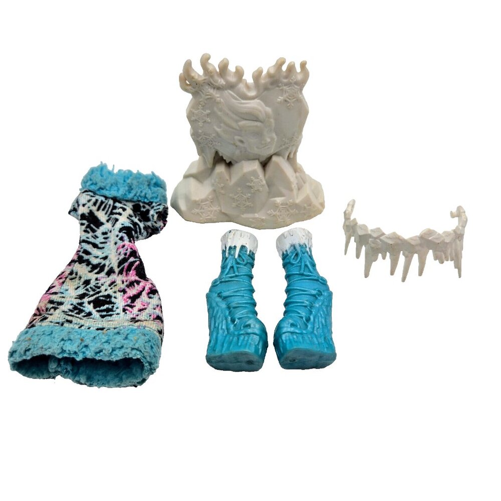 Monster High Abbey Bominable Art Class Dress Shoes Belt Ice Sculpture Accessorie